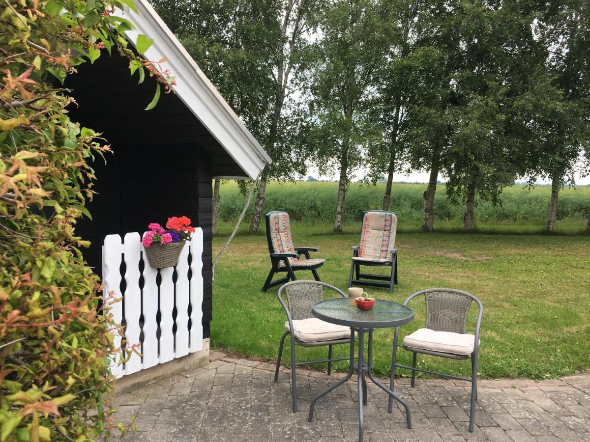 Stunning Romantic Cabin Close To Baltic See Idestrup Exterior foto